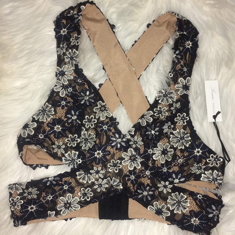 NWT Lovers + Friends lace floral top
